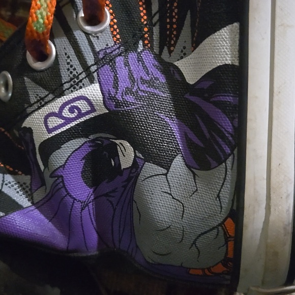 Converse All Star Batman & Joker Vintage High-Top SneakersThese vintage Size 4 - Picture 4 of 4